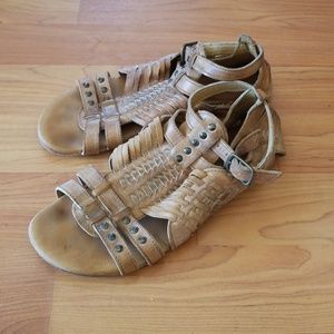 Bedstu Sandals